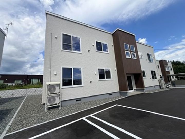 ORKA VILLAGE Bの外観