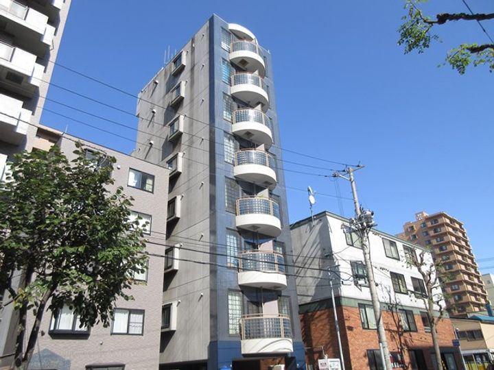 ミリオンコート0302の外観