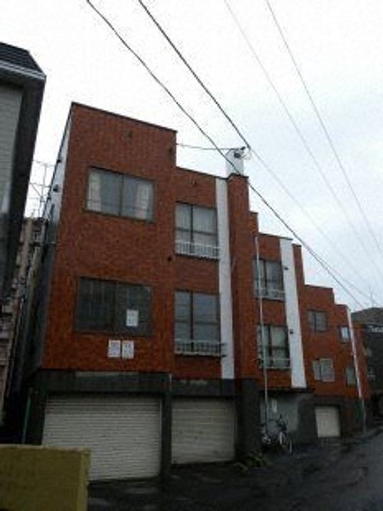 東札幌ハイツ E5の外観