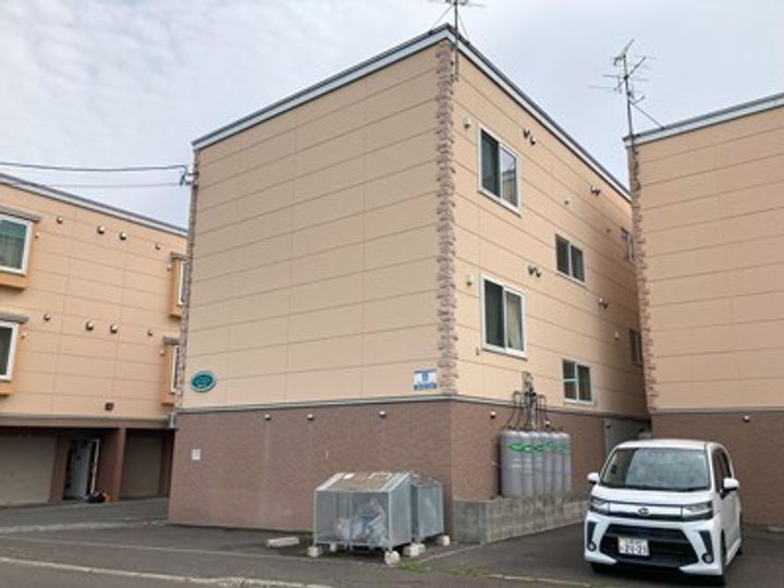 CONFIDENCE菊水元町の外観
