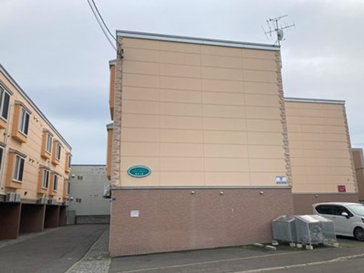 CONFIDENCE菊水元町の外観