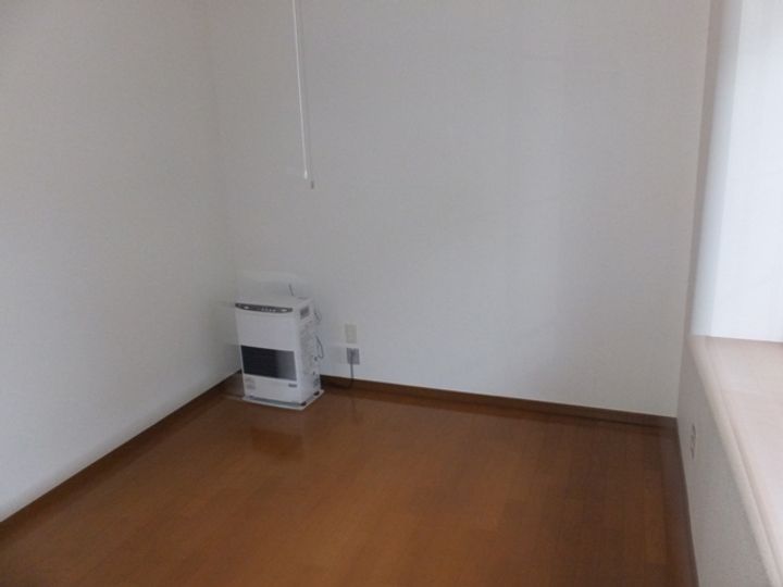 クリエイト旭町A103の内装