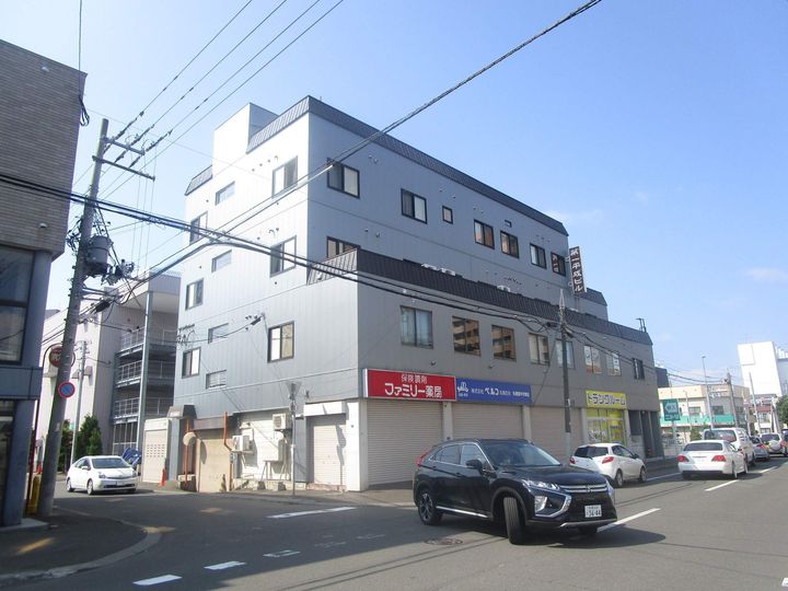 第一平成ビル202の外観
