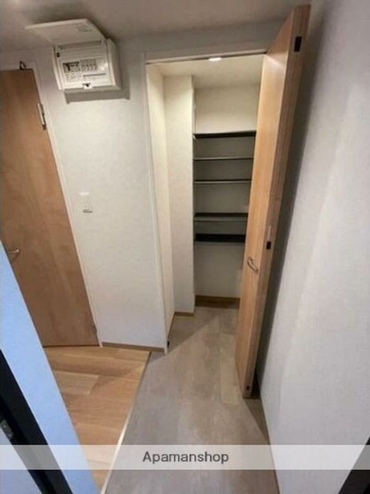 RIDGES南郷202.の玄関