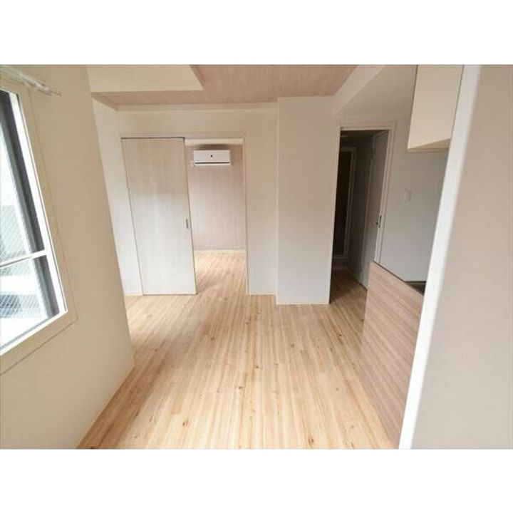 コローレ澄川3ー1の居間