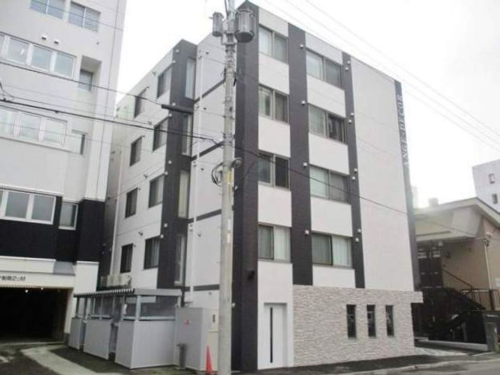 LUXIS S5(リュクシスエスファイブ)の外観