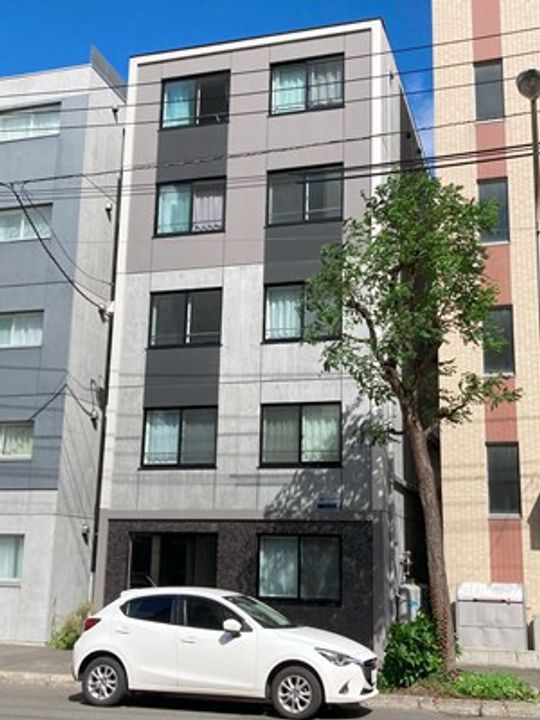 グランメゾン南6条の外観