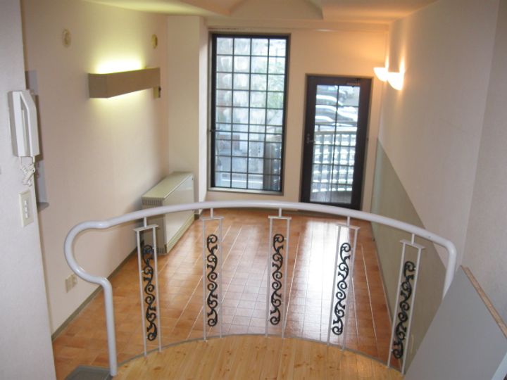 ミリオンコート0302の居間