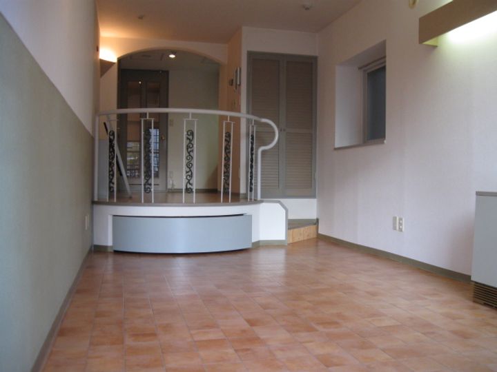 ミリオンコート0302の居間