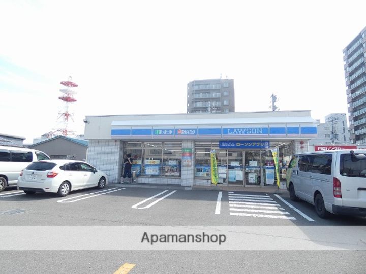 コンパネロ301の周辺