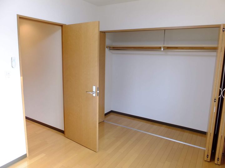 第10森宅建豊平ビル301の内装