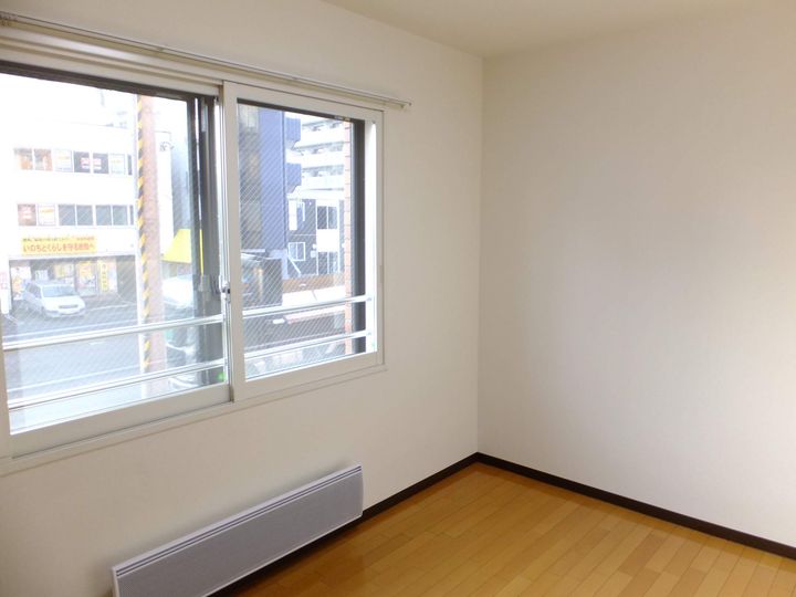 第10森宅建豊平ビル301の内装