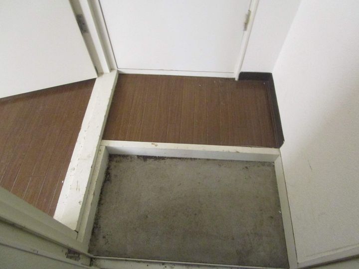 エステートピアの玄関