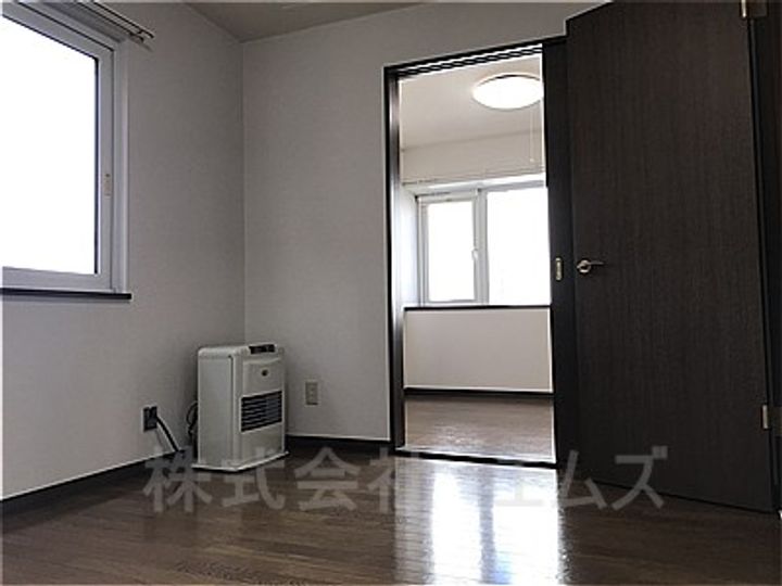 エミネンス美園65301の居間