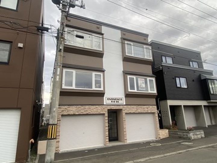 エミネンス美園65301の外観