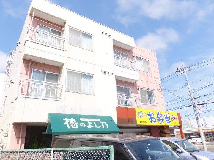 グリーンパークMSの外観