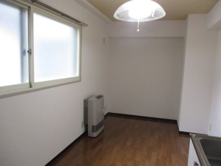 ベルヴィコート豊平Ⅳの居間