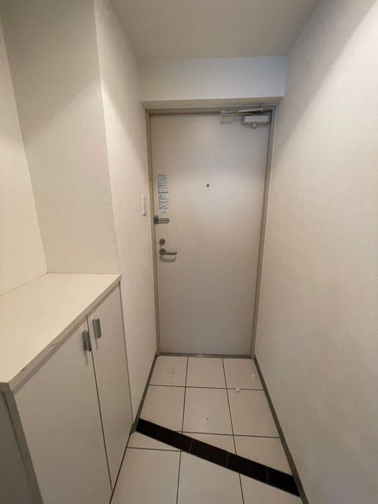 ハーミテージ南郷通の玄関
