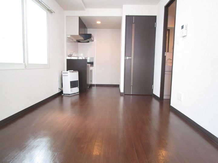 ベレール中の島305の内装