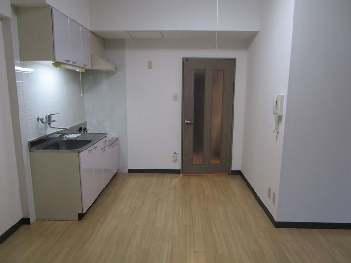 マッシモフェミニール菊水602の内装