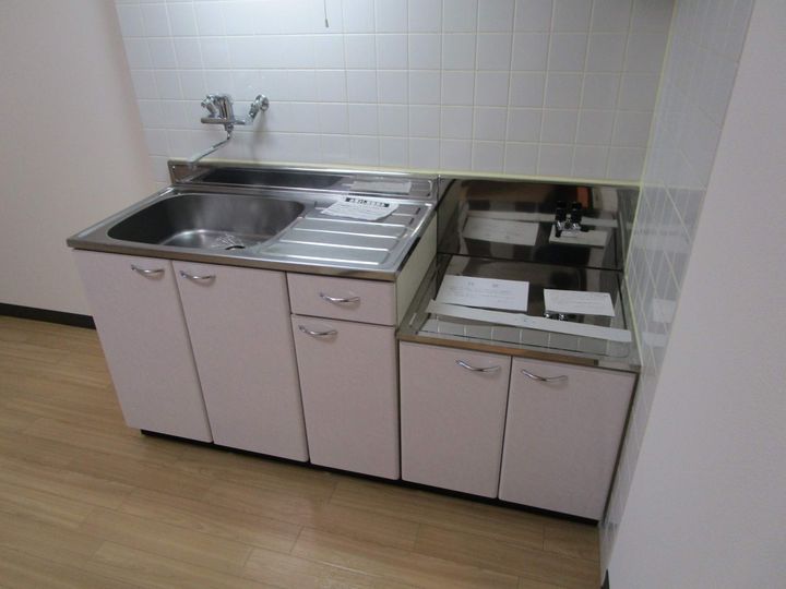 マッシモフェミニール菊水602のキッチン