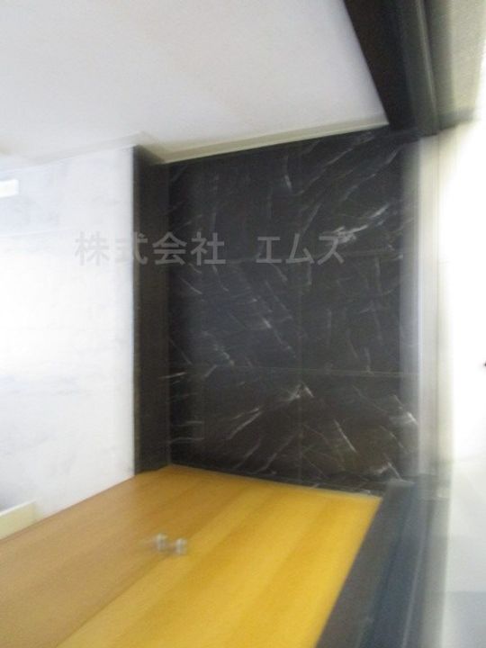 プレザント中村の玄関