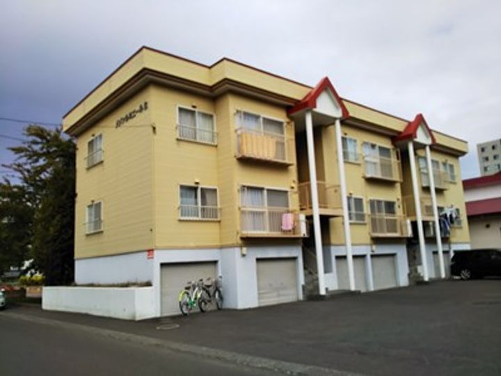 メゾンルミエールB棟の外観