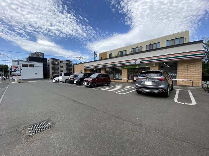 メゾンルミエールB棟の周辺