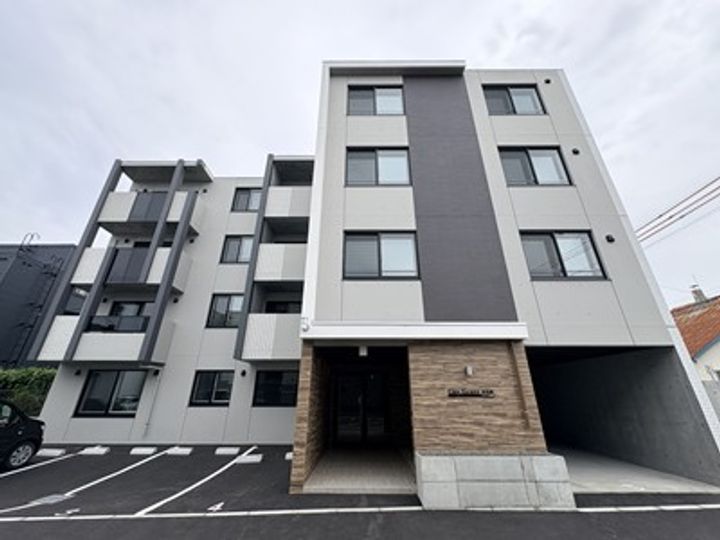 シティグレイス新札幌の外観