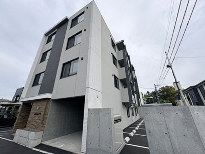 シティグレイス新札幌の外観