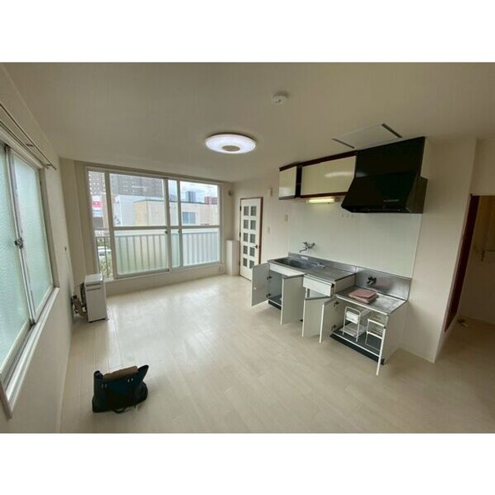 ビラ月寒305の居間