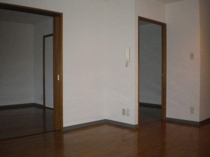 グリーンパークMSの居間