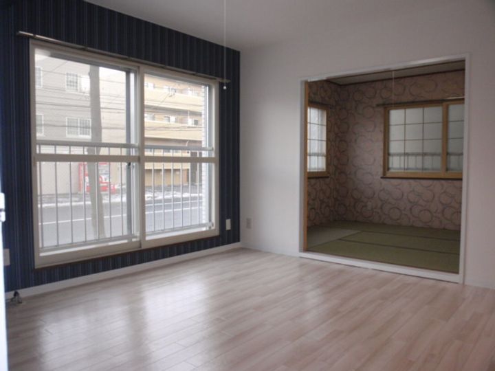 アーバンクリスタル00402の居間