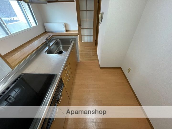 幕西町栗林マンションの内装