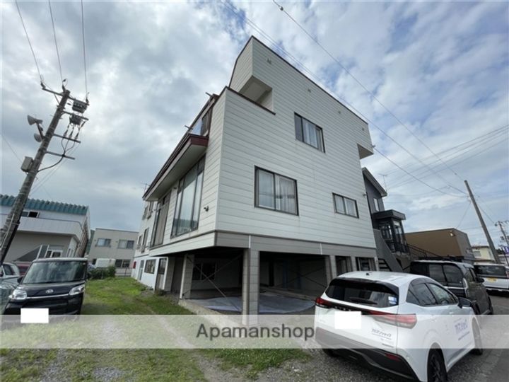 名久井アパートの外観