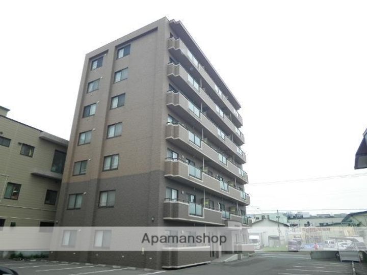 ビラ・ウエストタワーの外観