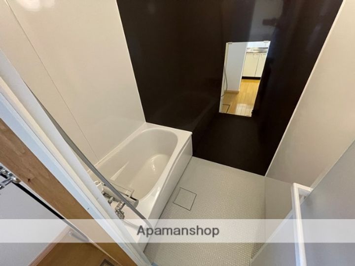 境アパートの風呂