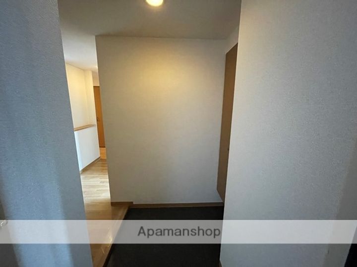 幕西町栗林マンションの内装