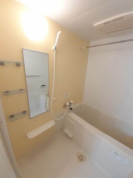 ロシェ グラースの風呂