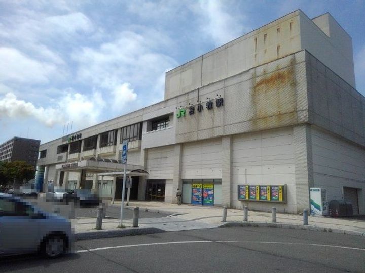 ロシェ グラースの周辺