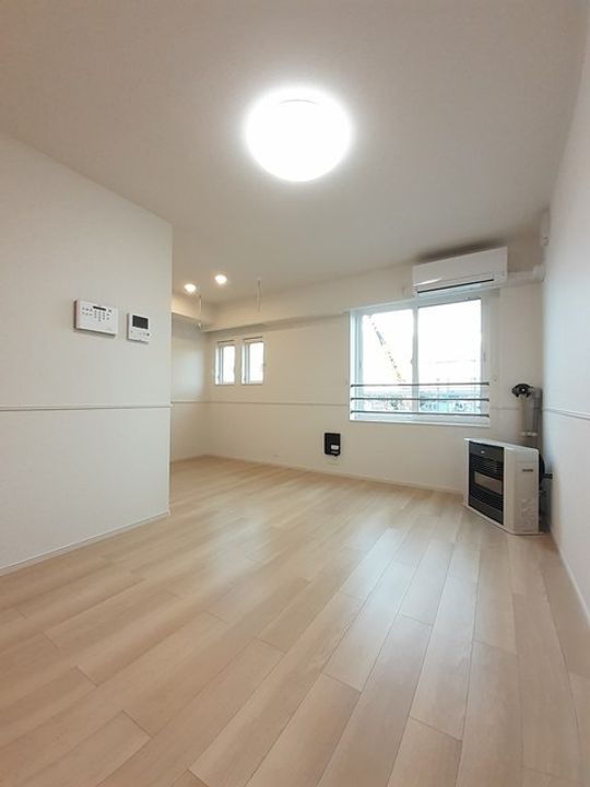 パレスウトナイAの居間