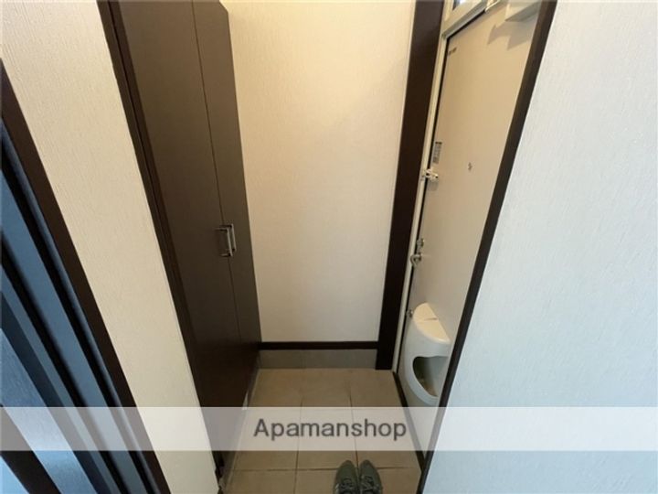 アーバン花園の玄関