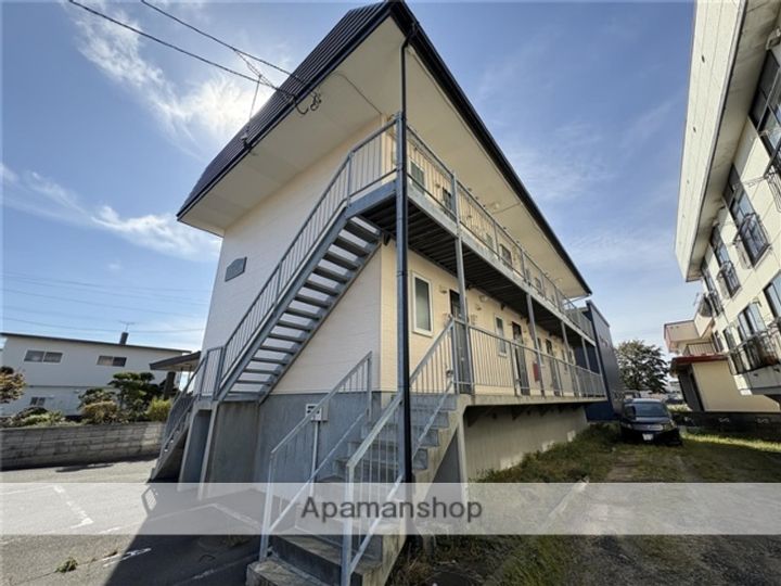 マナーハウス山の手102の外観