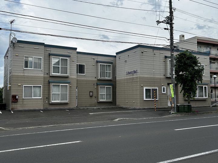 北海道札幌市手稲区富丘二条7丁目の賃貸アパートの外観