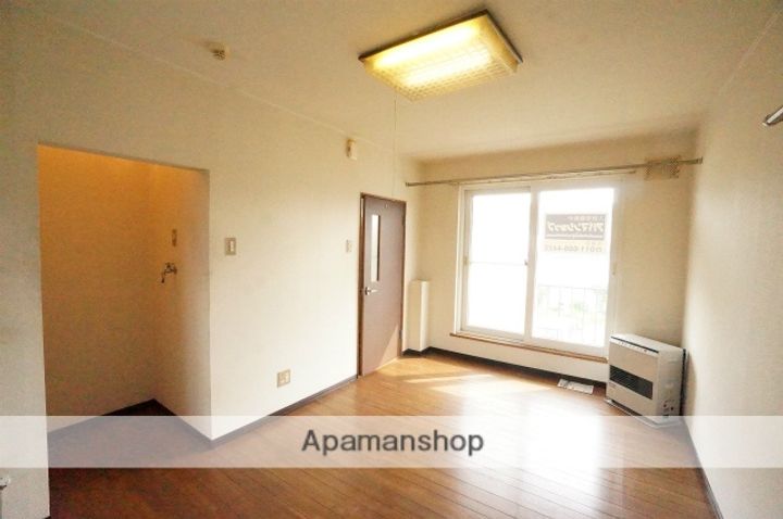 前田ビレッジⅢ203の居間