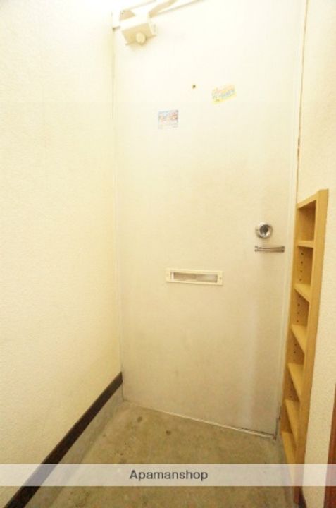 前田ビレッジⅢ203の玄関