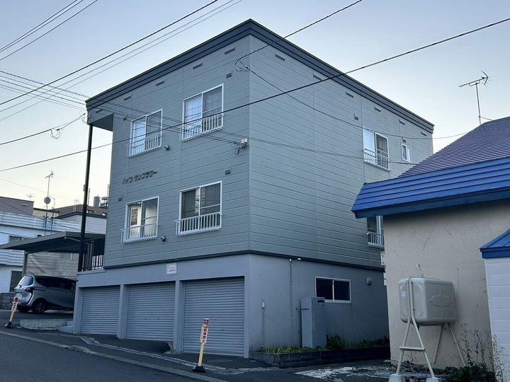 北海道札幌市手稲区稲穂三条2丁目の賃貸アパート101の外観