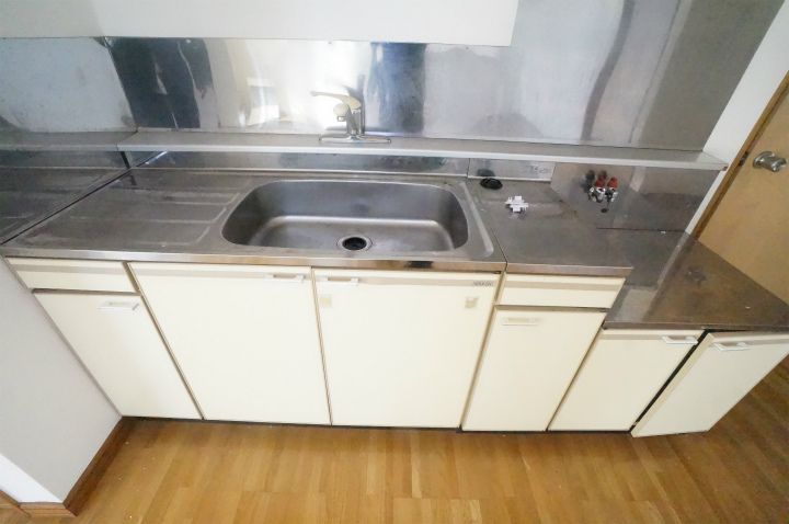 ラミアール花畔105号室のキッチン