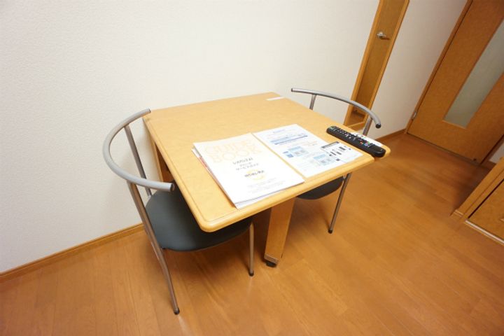 レオパレスラッキーヒル花和205の内装