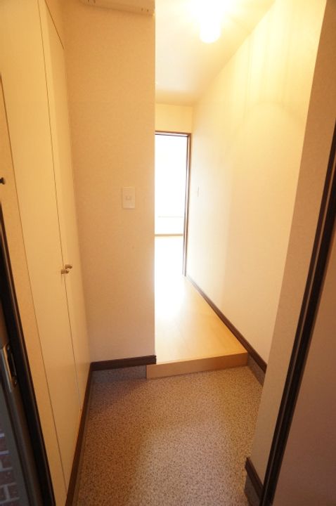 カーザ・フェリス星置の玄関